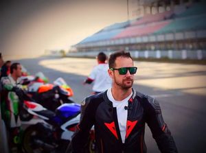 Flip Sorée
韩国三星旗下企划
首席创意官
荷兰籍赛车手